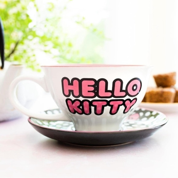 Hello Kitty Ceramic Teacup and Saucer Set - Picture 4 of 5